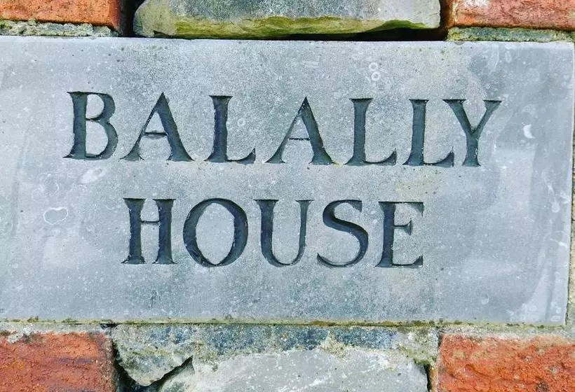 ベッドアンドブレックファースト Balally House