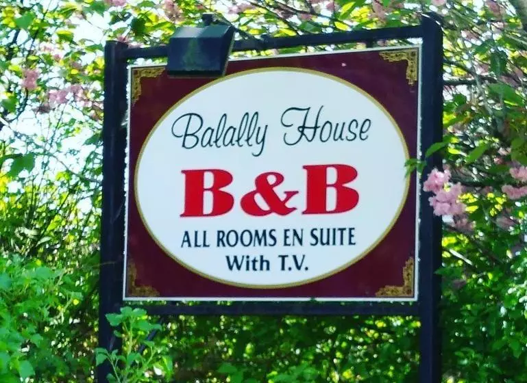 ベッドアンドブレックファースト Balally House