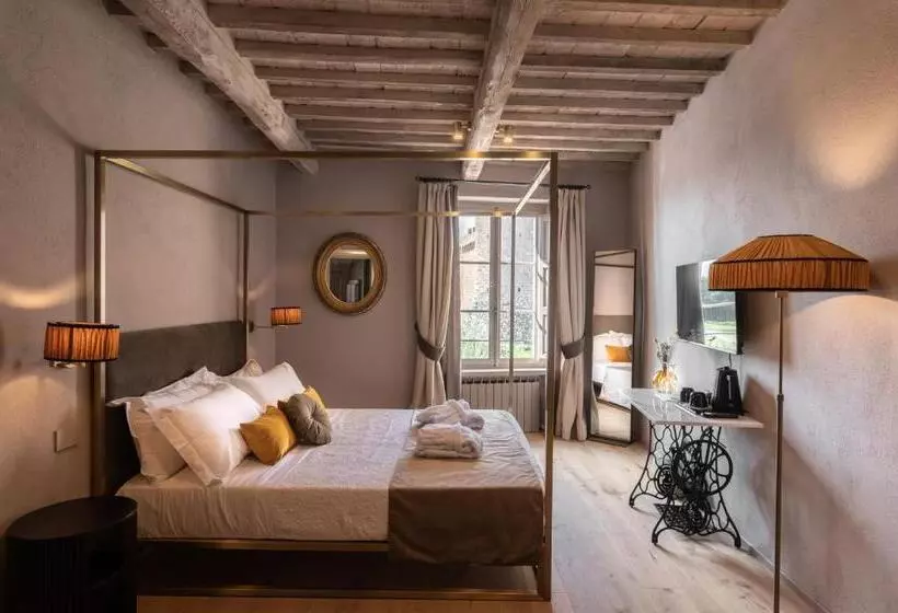 ベッドアンドブレックファースト Drogheria E Locanda Franci