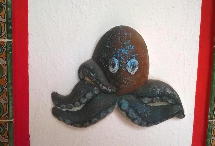 تختخواب و صبحانه Sabrina Suite