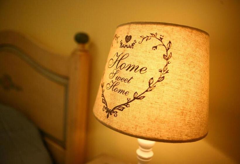 住宿加早餐  Villa Camurana