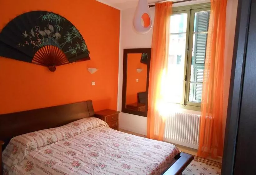 ベッドアンドブレックファースト Villa Corsini