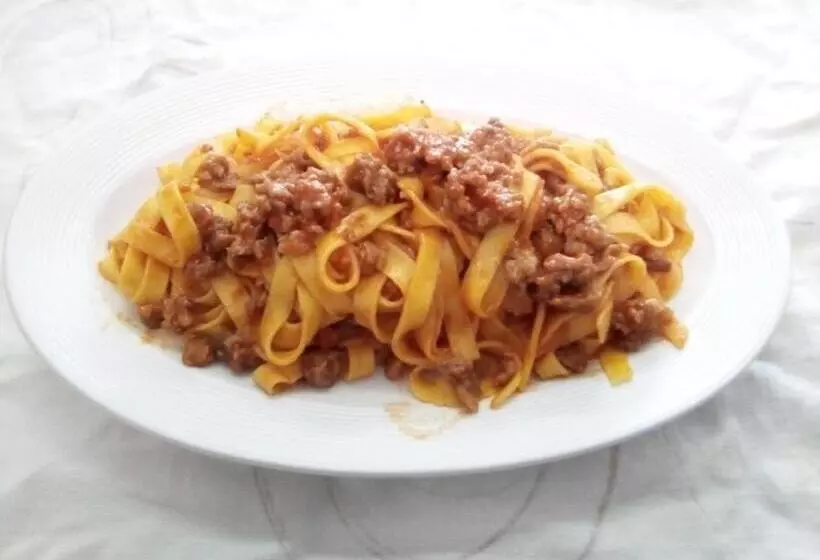 هتل Albergo Ristorante Monte Piella