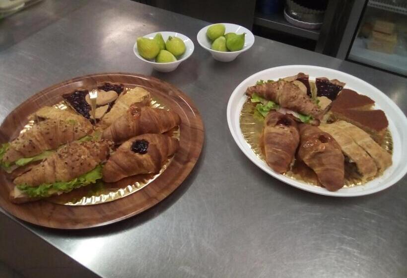 فندق Albergo Ristorante Monte Piella