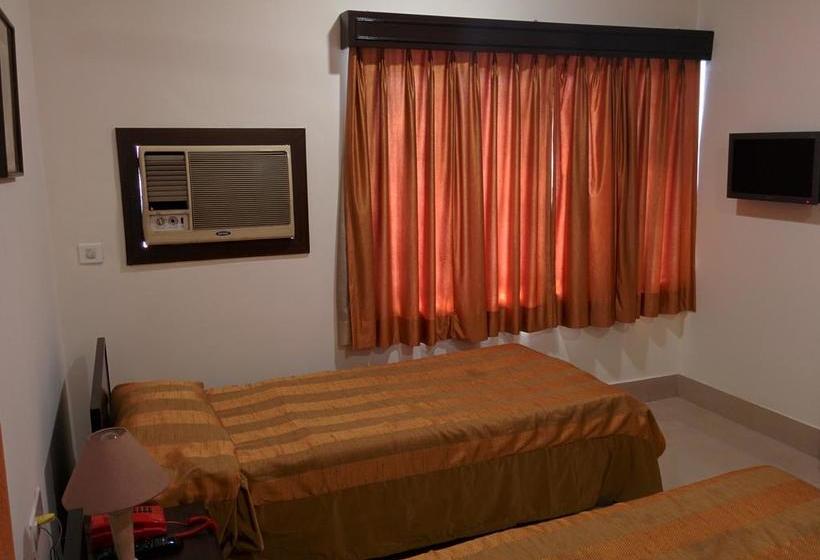 בית מלון כפרי East Coast