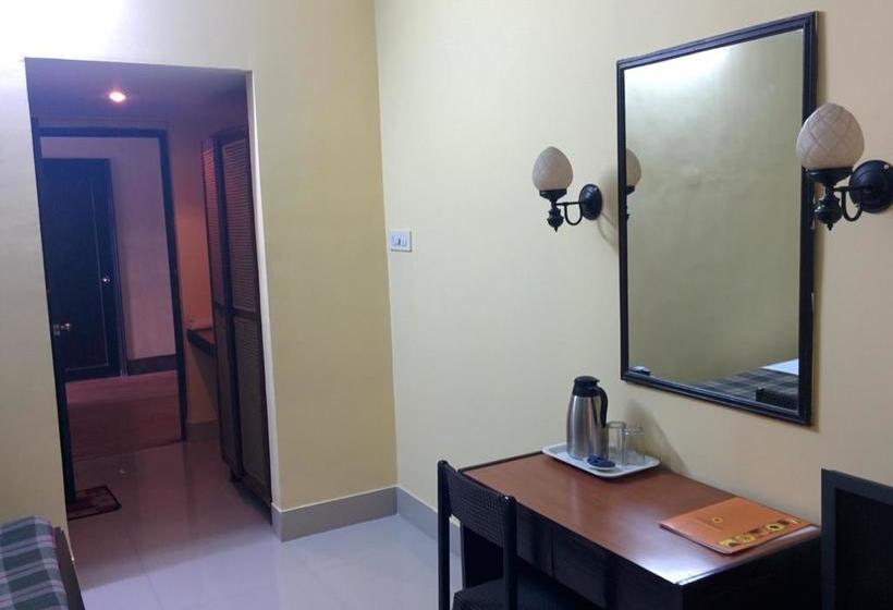 בית מלון כפרי East Coast