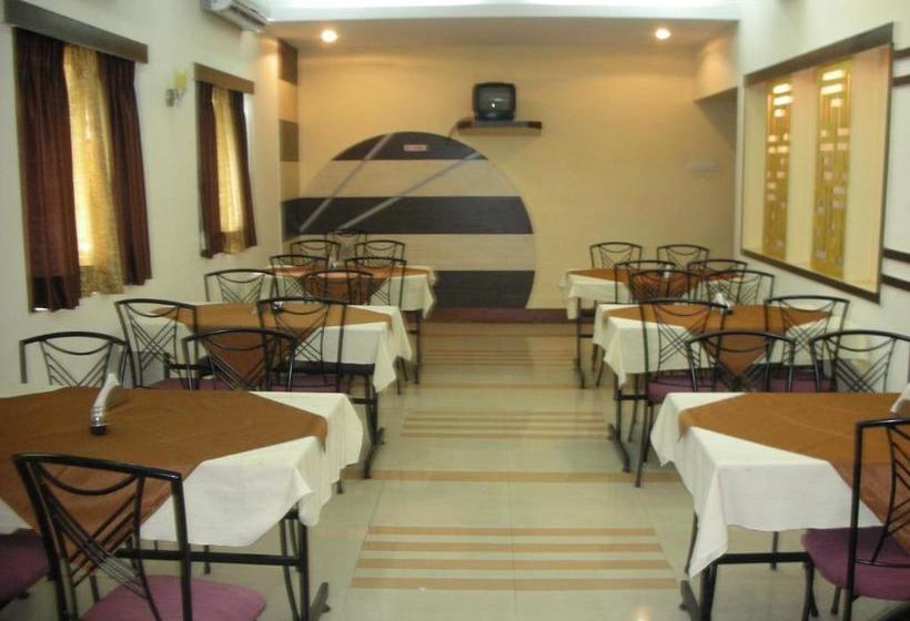 בית מלון כפרי East Coast