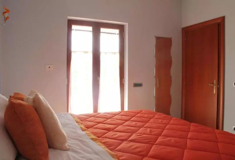 B&b Vesuvio Smiling