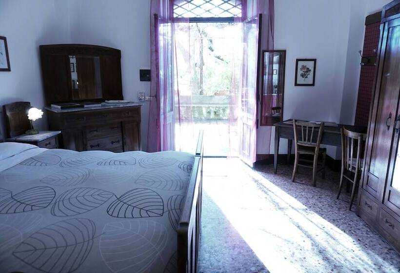 مبيت وإفطار Malvarosa