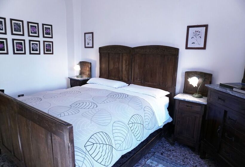 مبيت وإفطار Malvarosa