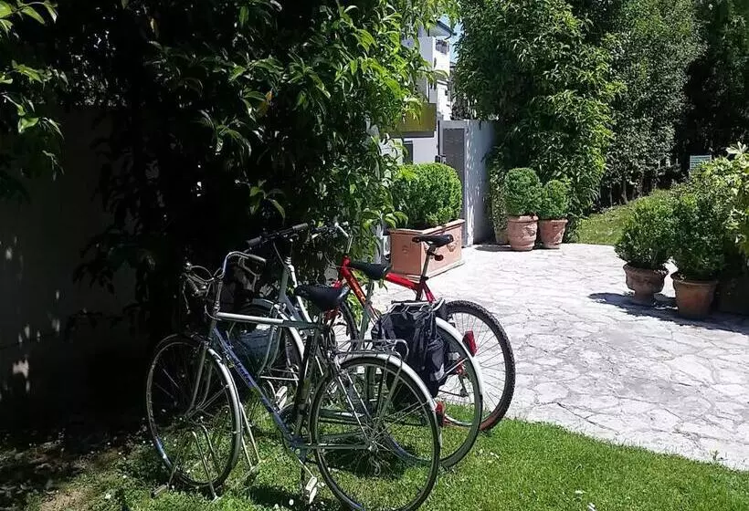 Aamiaismajoitus (B&B) Villa Bedin