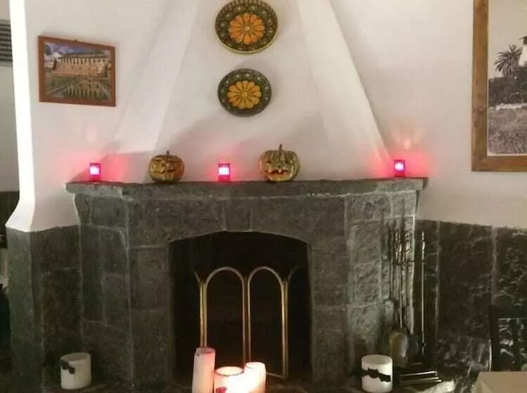 ホテル Castello Di Casapozzano