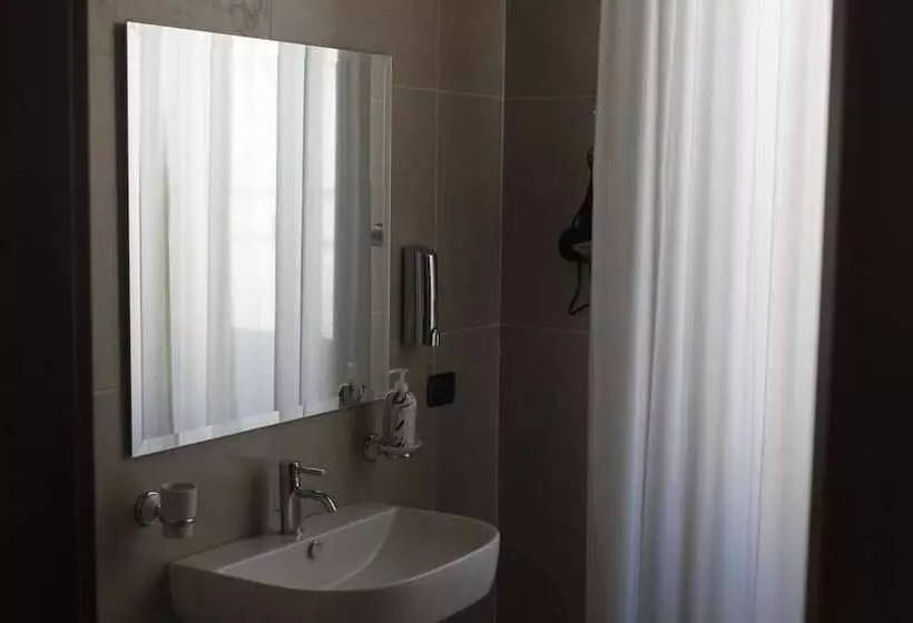 ホテル Castello Di Casapozzano