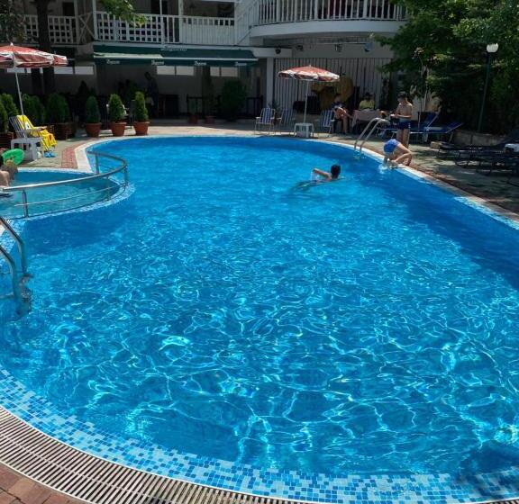 בית מלון כפרי Kristal