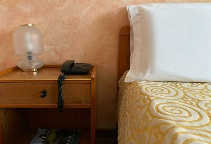 فندق Ristorante Sasso