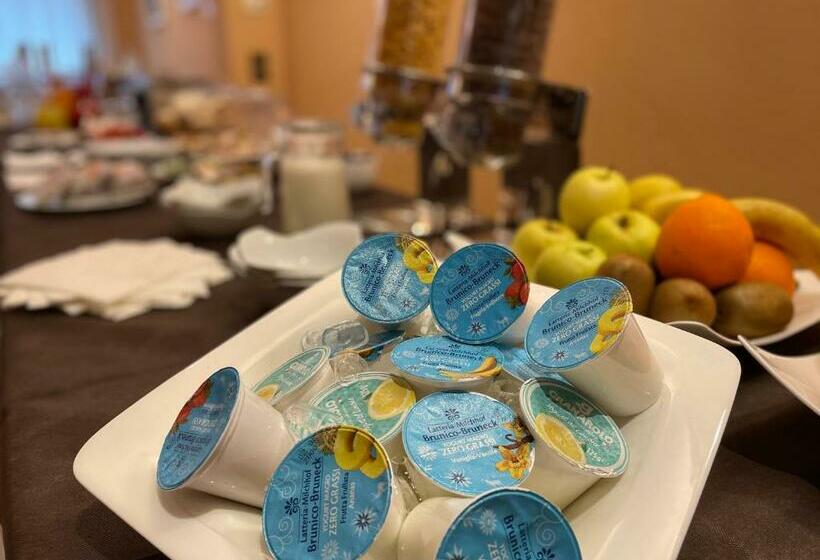 فندق Ristorante Sasso