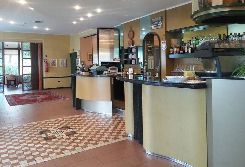 فندق Ristorante Sasso