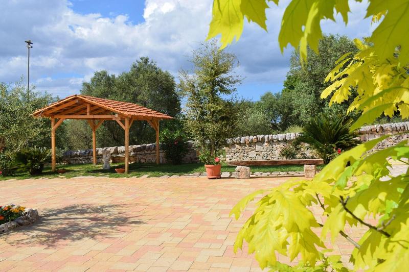 La Rosa Dei Trulli B&b