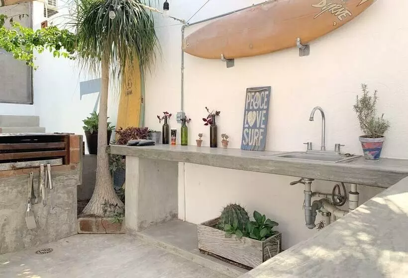 Retkeilymaja Perro Surfero Todos Santos