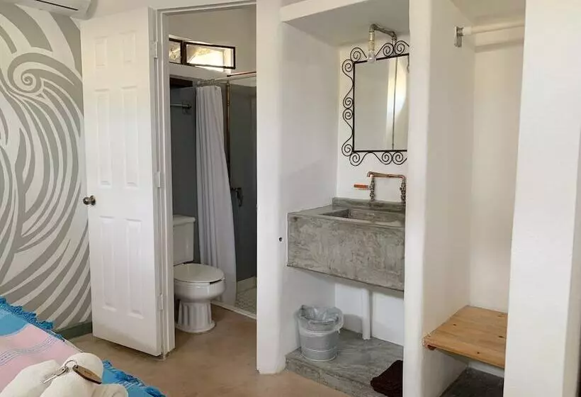 Retkeilymaja Perro Surfero Todos Santos