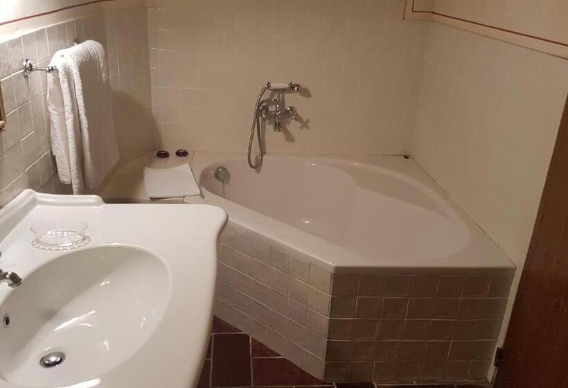 مبيت وإفطار Locanda Di Alberi