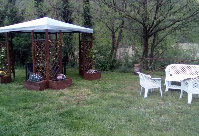 Aamiaismajoitus (B&B) Locanda Di Alberi