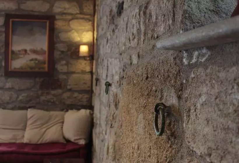 Aamiaismajoitus (B&B) Podere Pontepietra