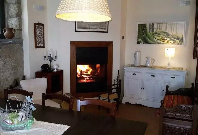 Aamiaismajoitus (B&B) Podere Pontepietra