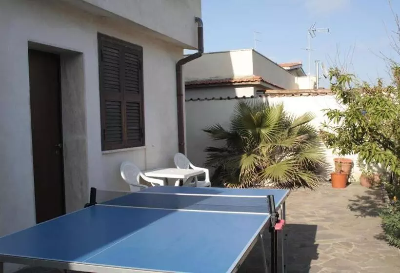 Aamiaismajoitus (B&B) Sabrina Airport