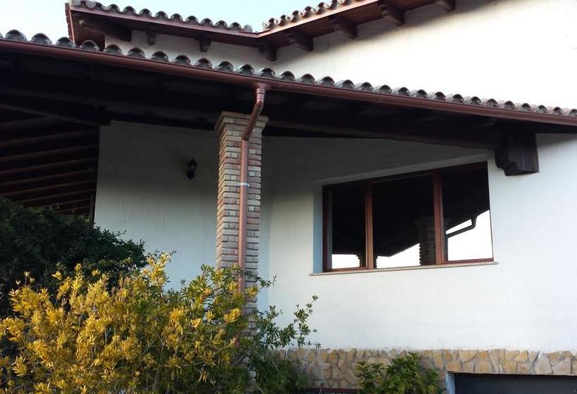 تختخواب و صبحانه Su Carru A Boi