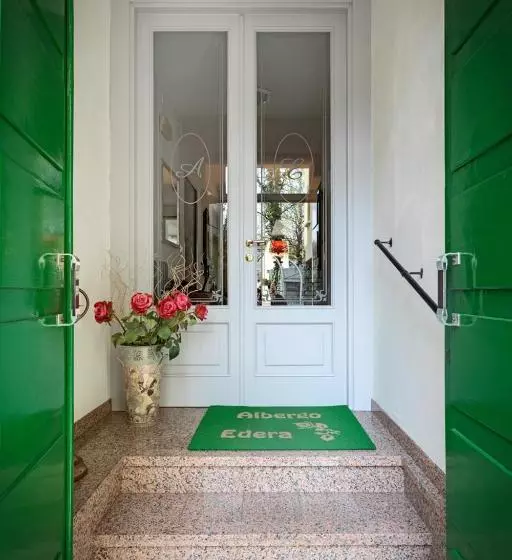 ホテル Albergo Edera