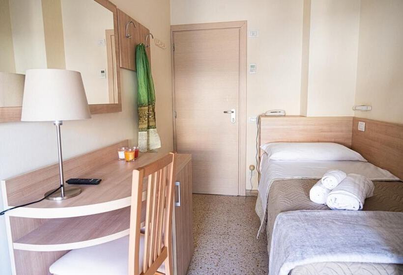 בית מלון כפרי Cormoran Riccione