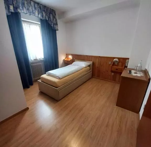 Hotelli Dolomiti Saone