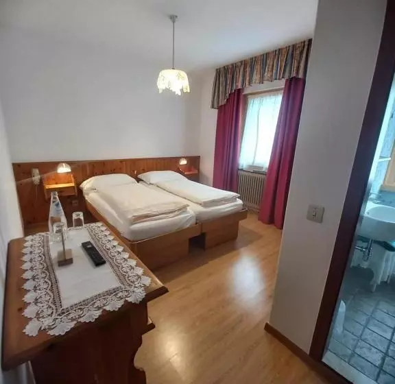 Hotelli Dolomiti Saone