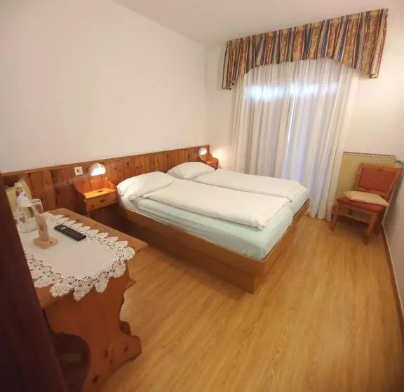 Hotelli Dolomiti Saone