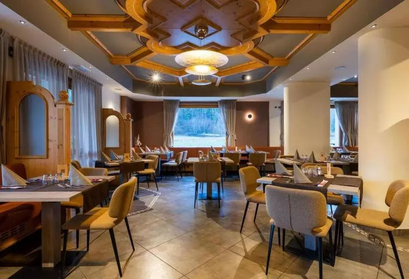 Hotelli Dolomiti Saone