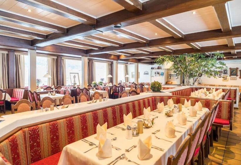 ホテル Gasthof Ellmauer Hof