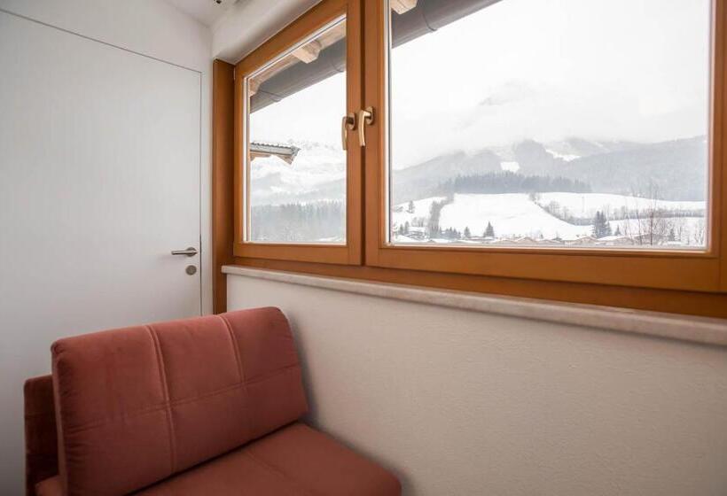 ホテル Gasthof Ellmauer Hof