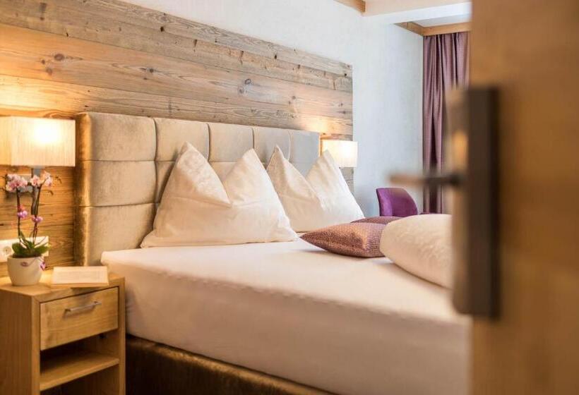 ホテル Gasthof Ellmauer Hof