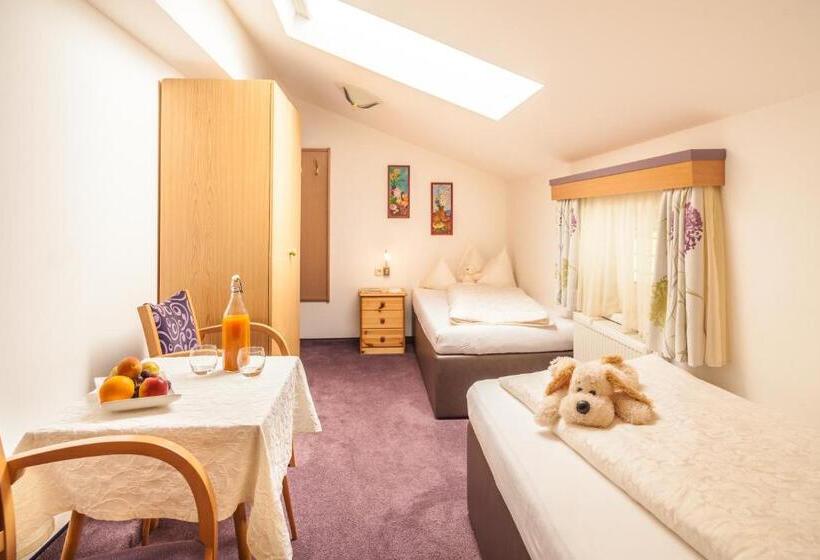 ホテル Gasthof Ellmauer Hof