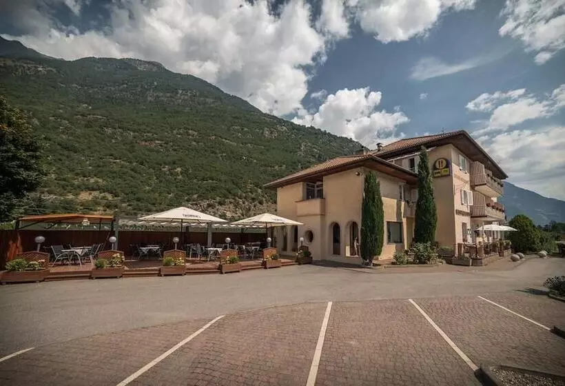 Hotelli Gasthof Mondschein