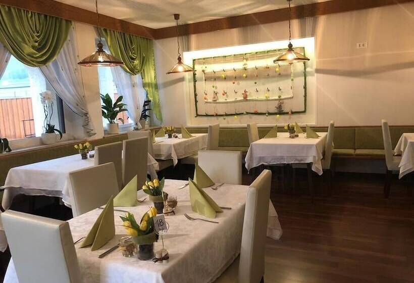 Отель Gasthof Mondschein