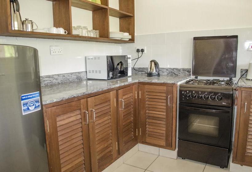 هتل Lotfa Resort Diani