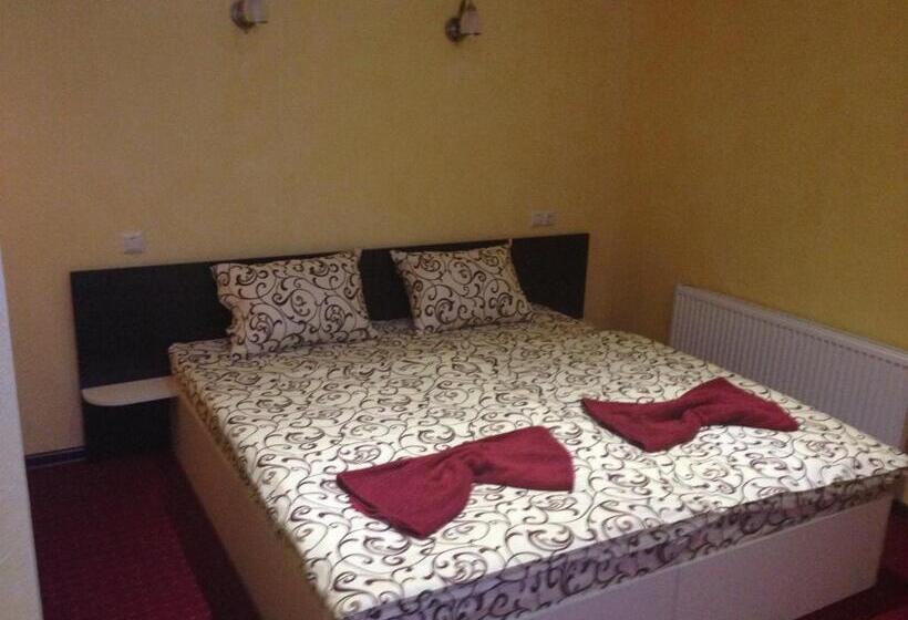 בית מלון כפרי Power House