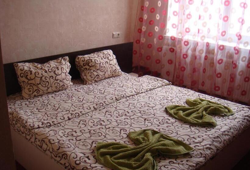 בית מלון כפרי Power House