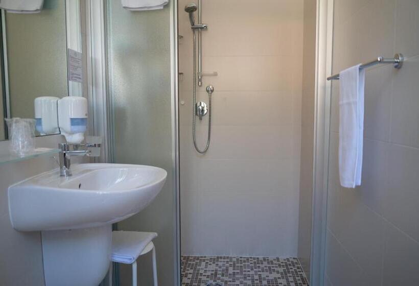 فندق Quattropalme