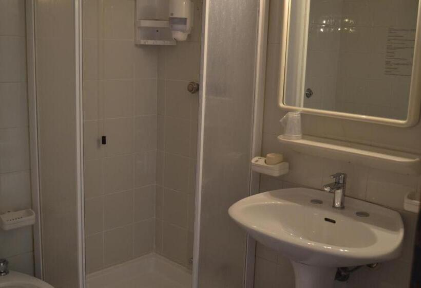 فندق Quattropalme