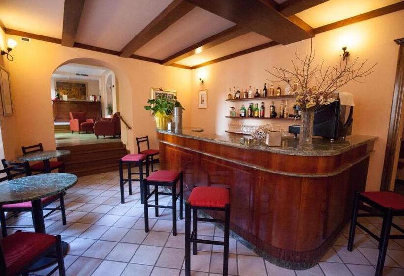 ホテル Ristorante Al Duca