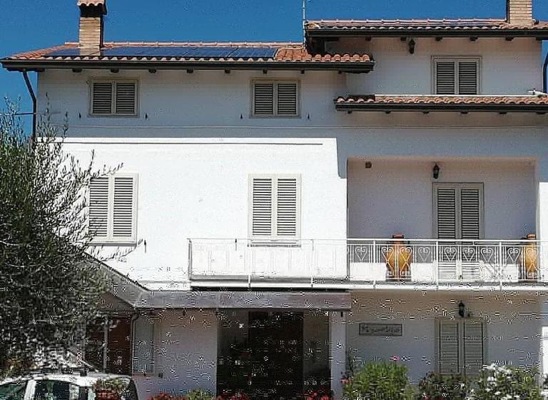 住宿加早餐  La Casina Appartamento Assisi