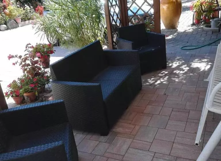 ベッドアンドブレックファースト La Casina Appartamento Assisi